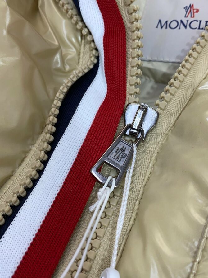 Пуховик Moncler — изображение 6