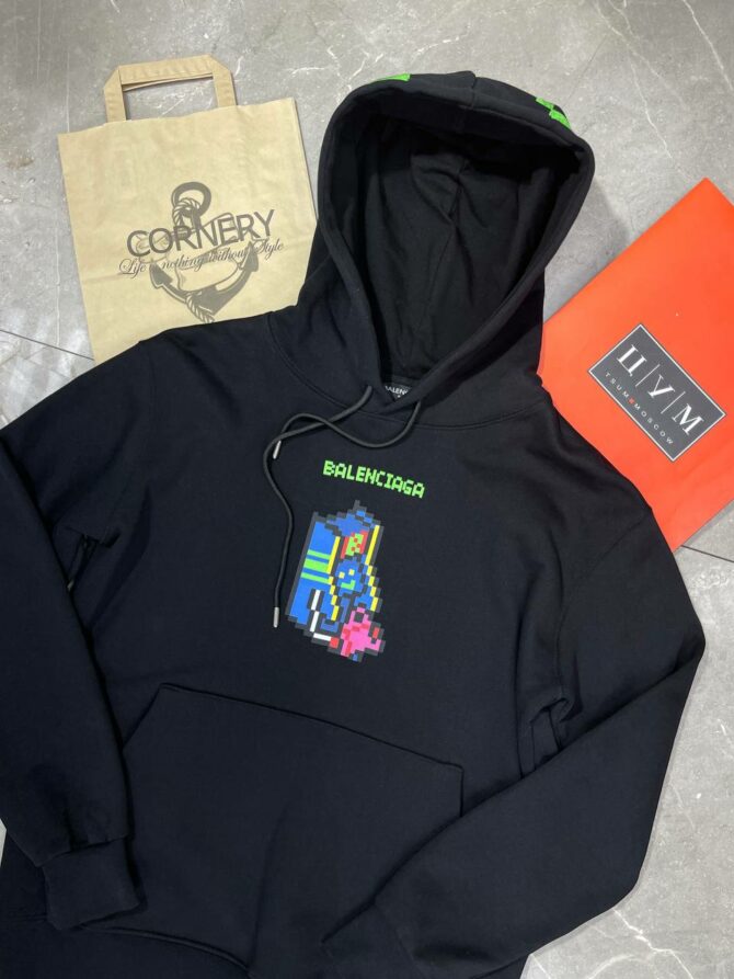 Худи Balenciaga — изображение 9