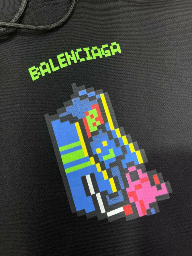 Худи Balenciaga — изображение 7