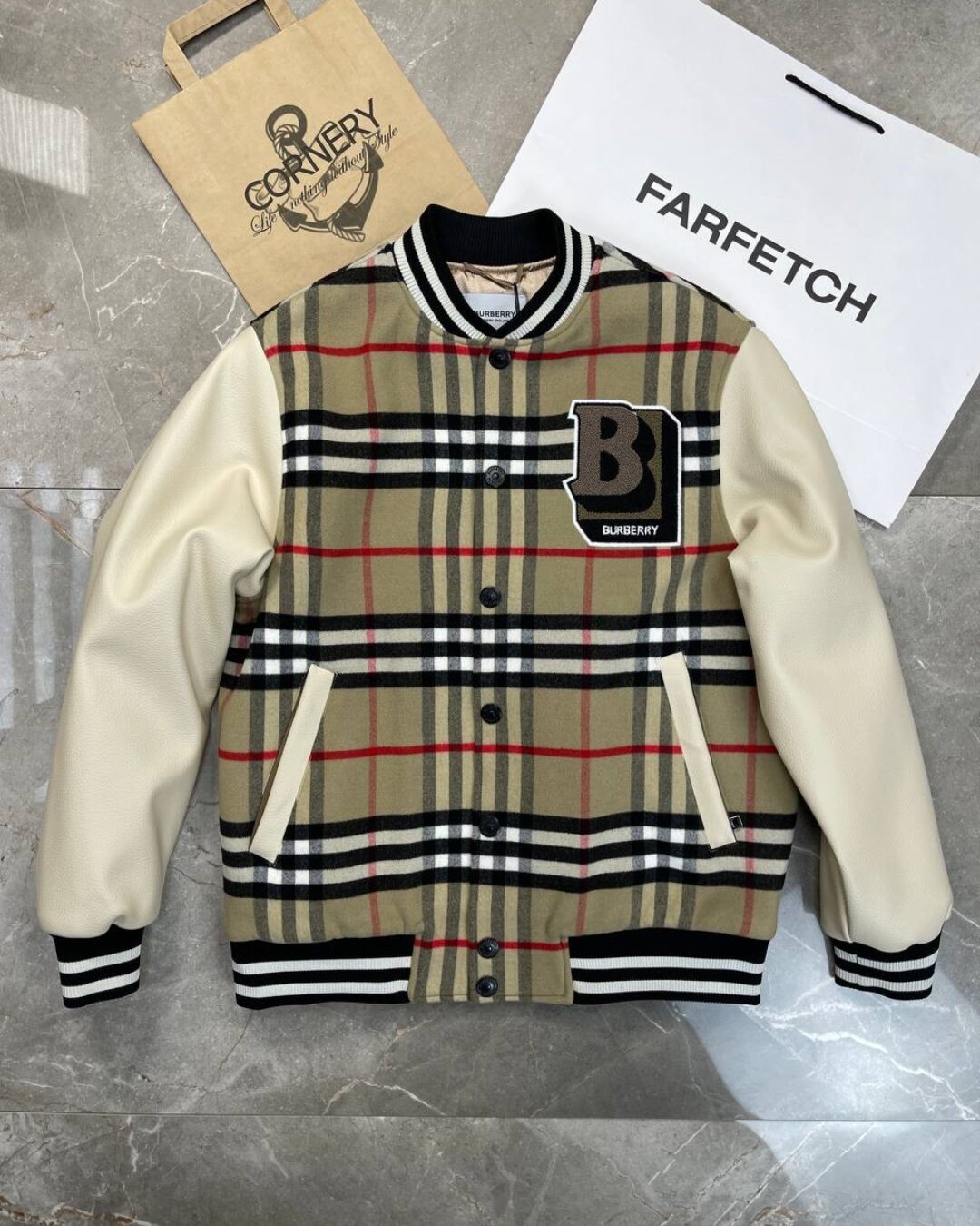 Бомбер Burberry