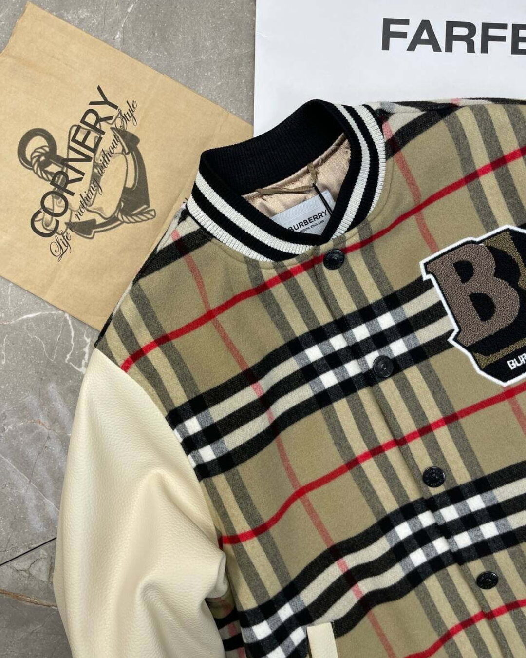 Бомбер Burberry — изображение 3