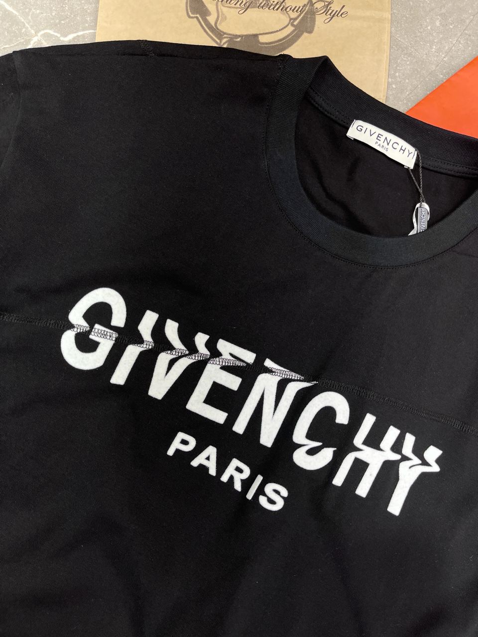 Футболка Givenchy — фото 4