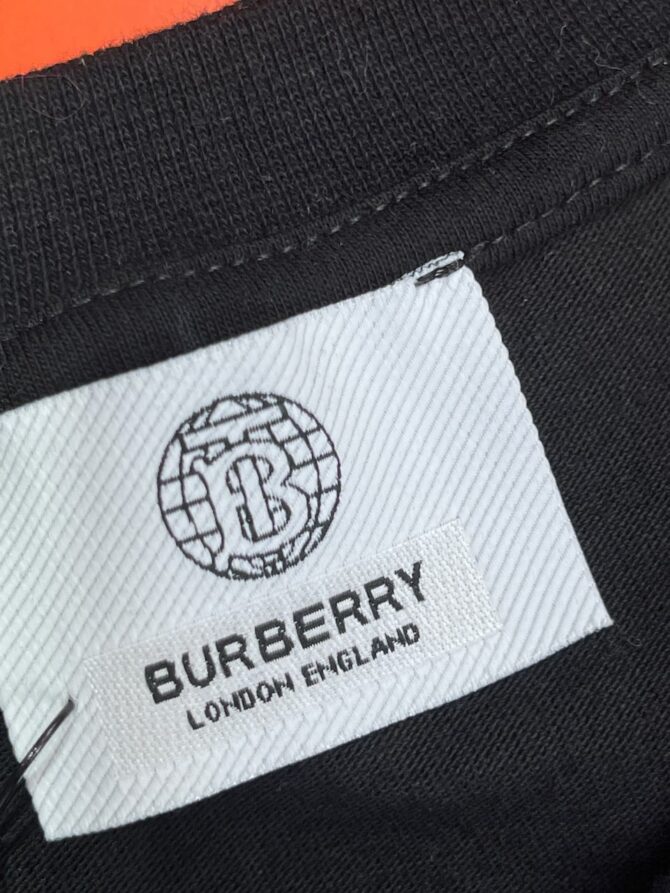Футболка Burberry — изображение 5