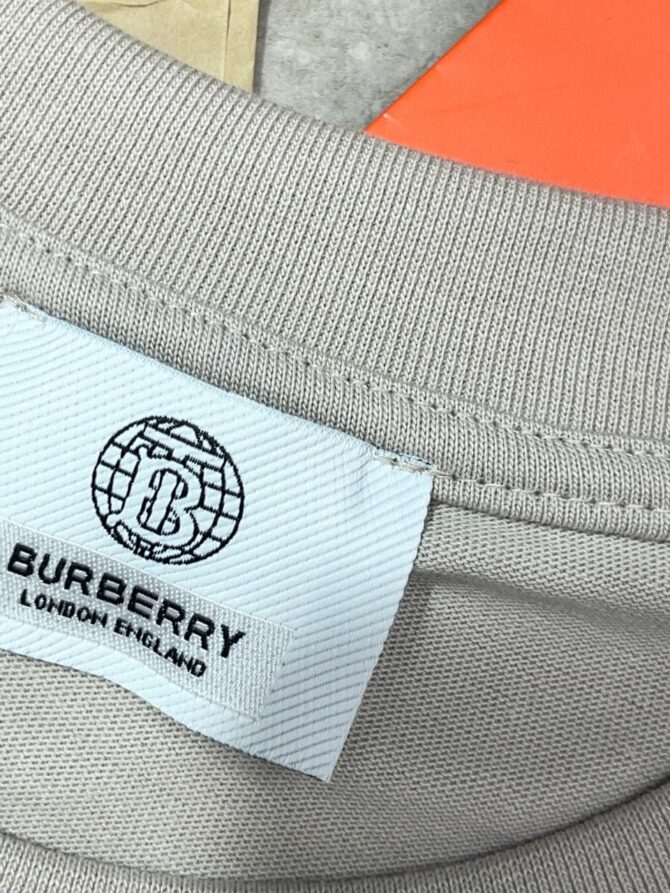 Футболка Burberry — изображение 5