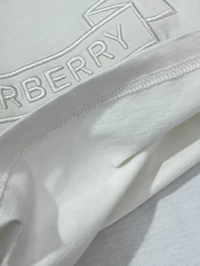 Футболка Burberry — изображение 7