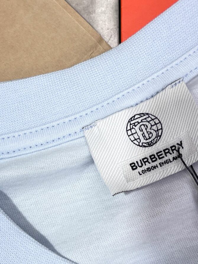 Футболка Burberry — изображение 5