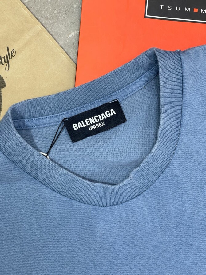 Футболка Balenciaga — изображение 6