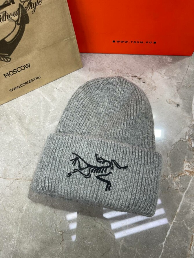 Шапка Arcteryx