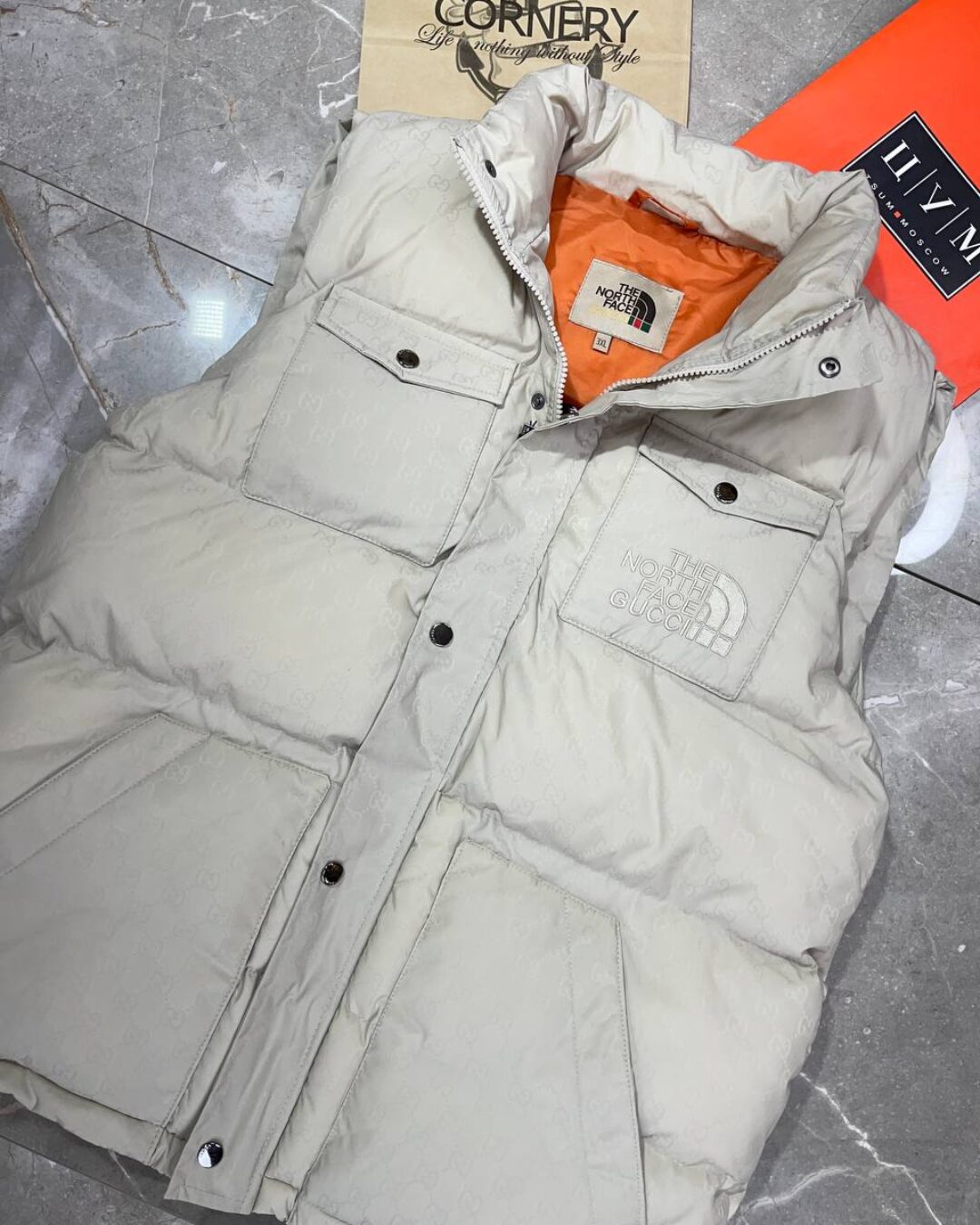 Жилет The North Face x Gucci — изображение 8