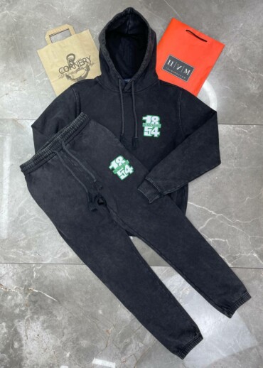 Спортивный костюм Louis Vuitton