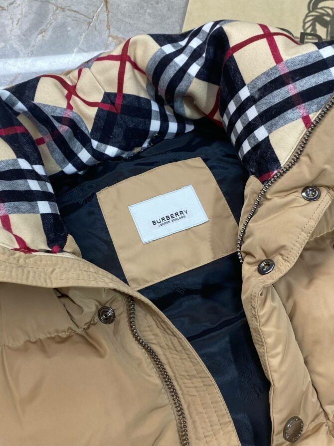 Жилет Burberry — изображение 7
