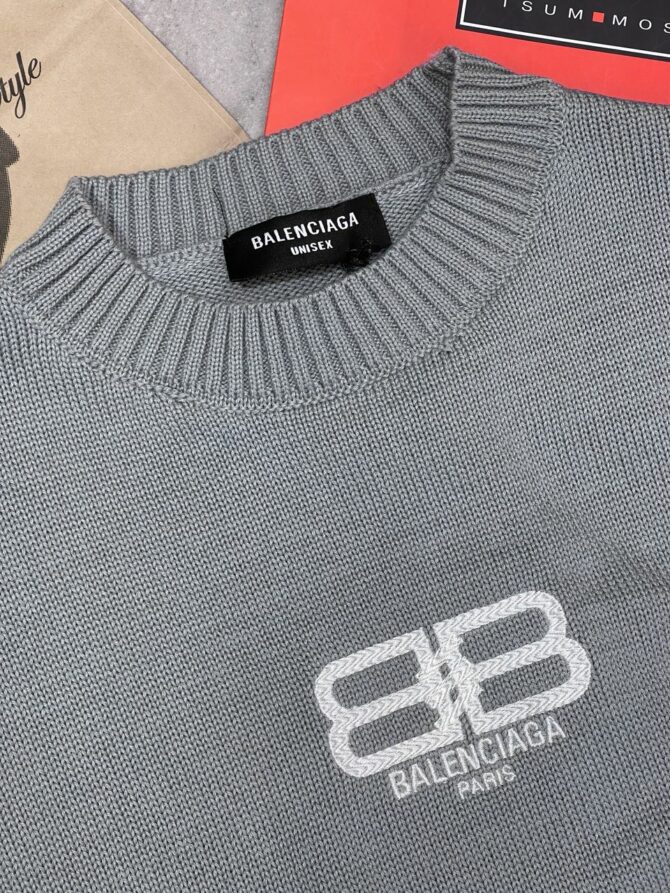 Свитер Balenciaga — изображение 5