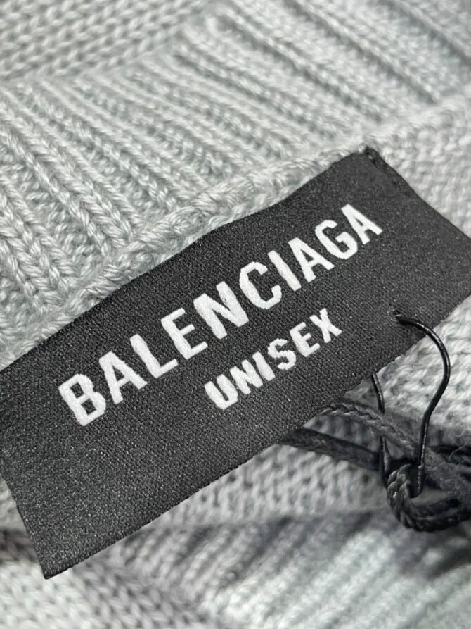 Свитер Balenciaga — изображение 6