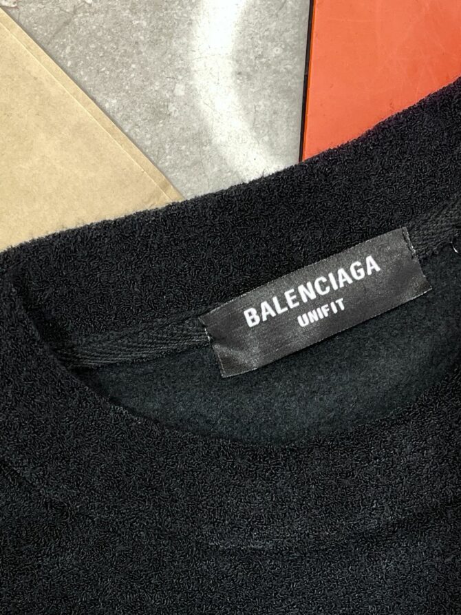 Кофта Balenciaga — изображение 3