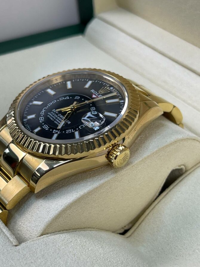 Часы Rolex Sky-Dweller — изображение 4