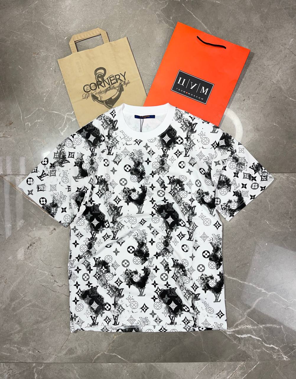 Футболка Louis Vuitton — фото 1