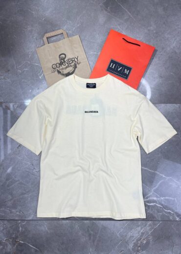 Футболка Balenciaga