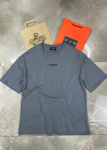 Футболка Balenciaga