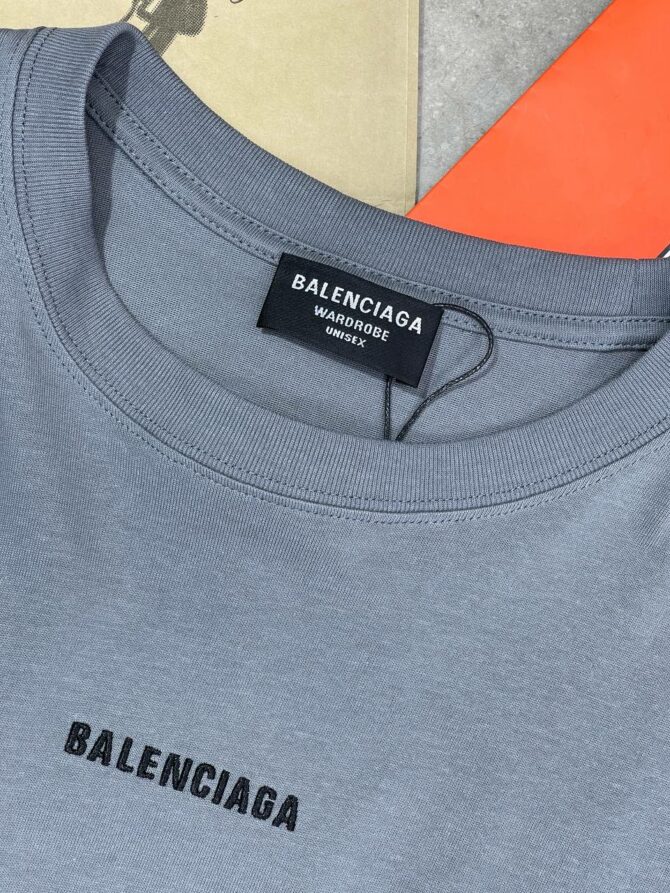 Футболка Balenciaga — изображение 3