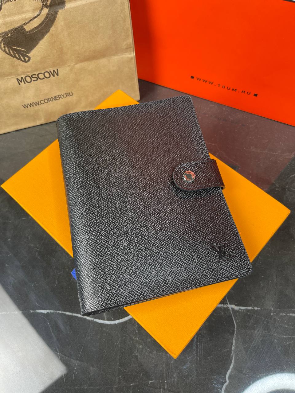 Ежедневник Louis Vuitton