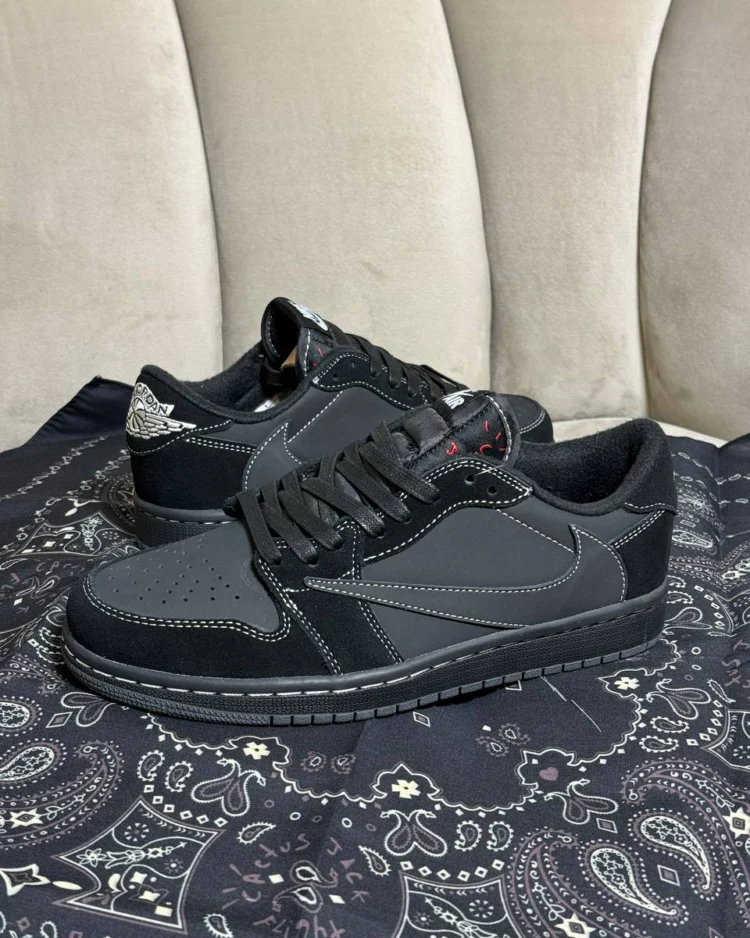 Кеды Travis Scott x Air Jordan 1 Low OG SP Black Phantom S — фото 3