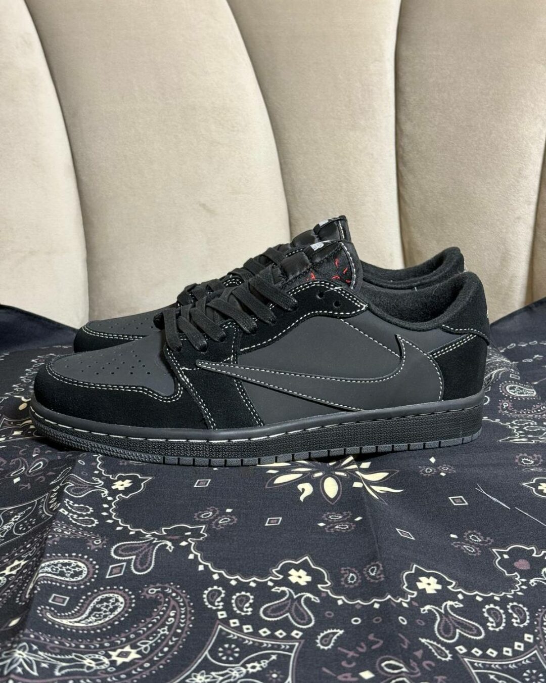 Кеды Travis Scott X Air Jordan 1 Low OG SP Black Phantom — изображение 3