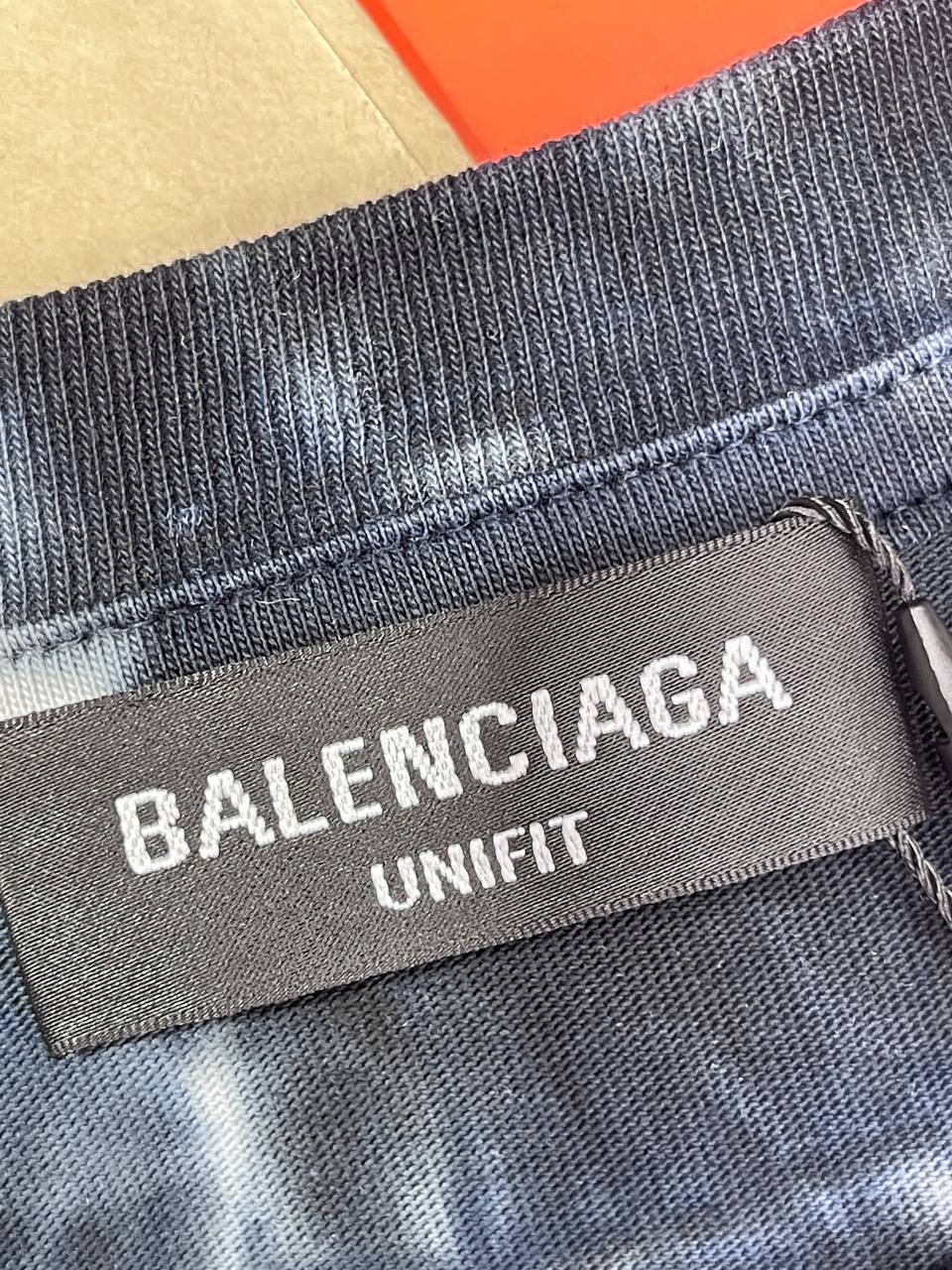Футболка Balenciaga — фото 5