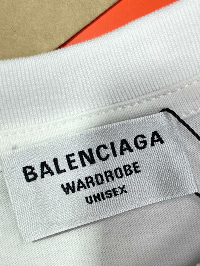 Футболка Balenciaga — изображение 7