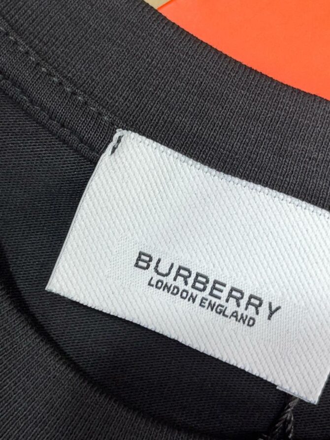 Футболка Burberry — изображение 4