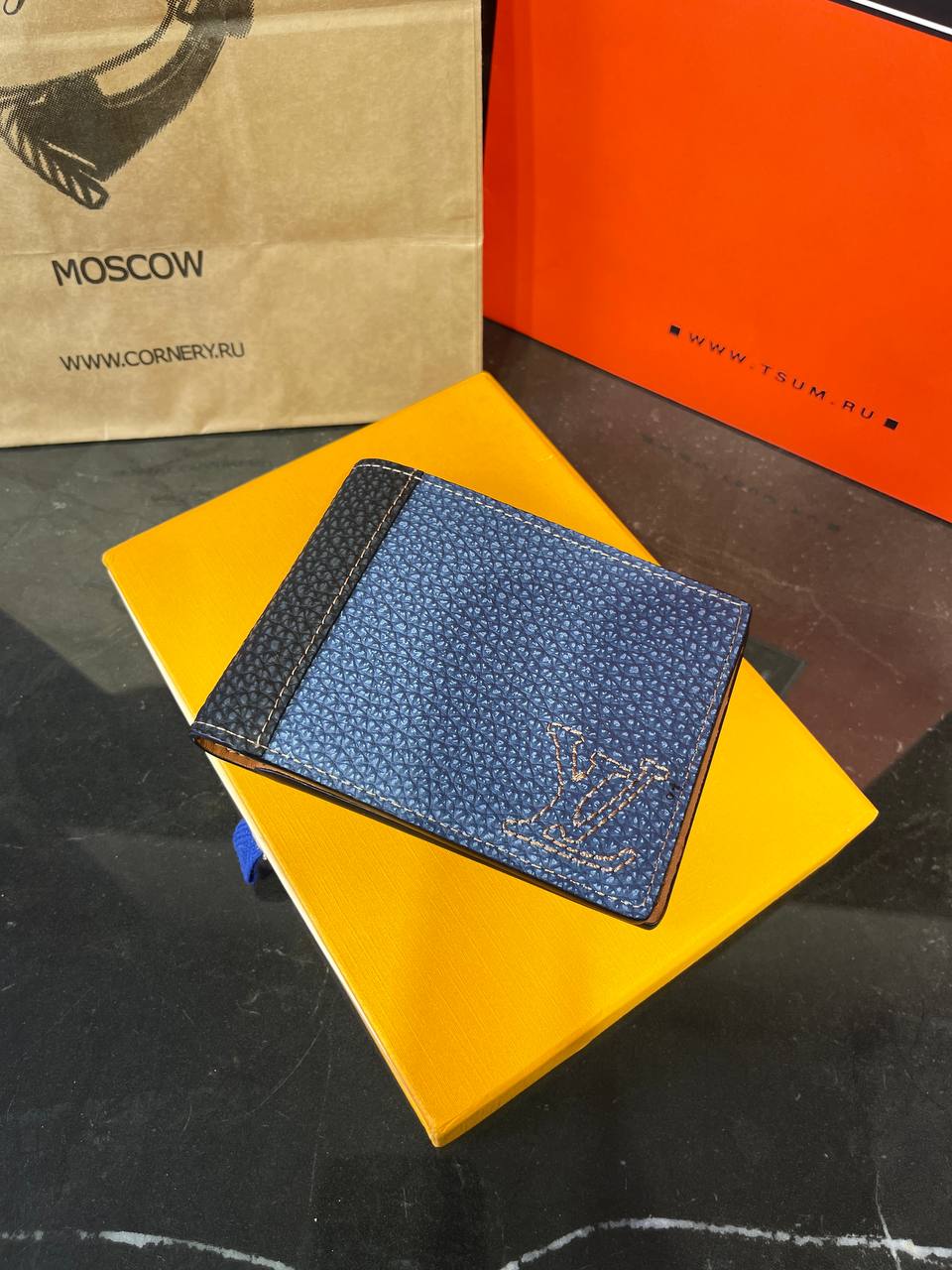Кошелёк Louis Vuitton — фото 1