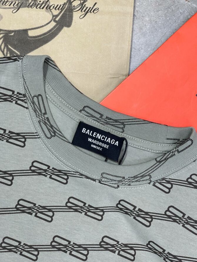 Футболка Balenciaga — изображение 9