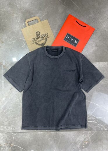 Футболка Balenciaga
