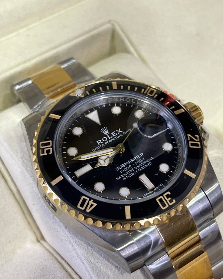 Часы Rolex Submariner Date — фото 2