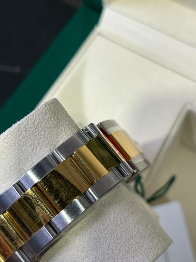 Часы Rolex Submariner Date — изображение 8