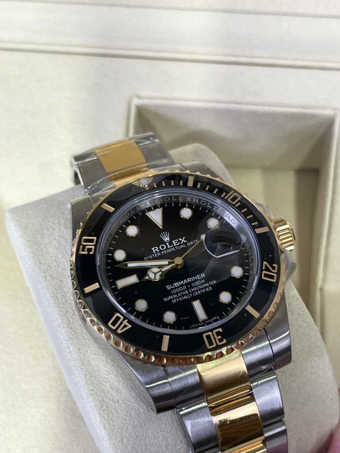Часы Rolex Submariner Date — изображение 9