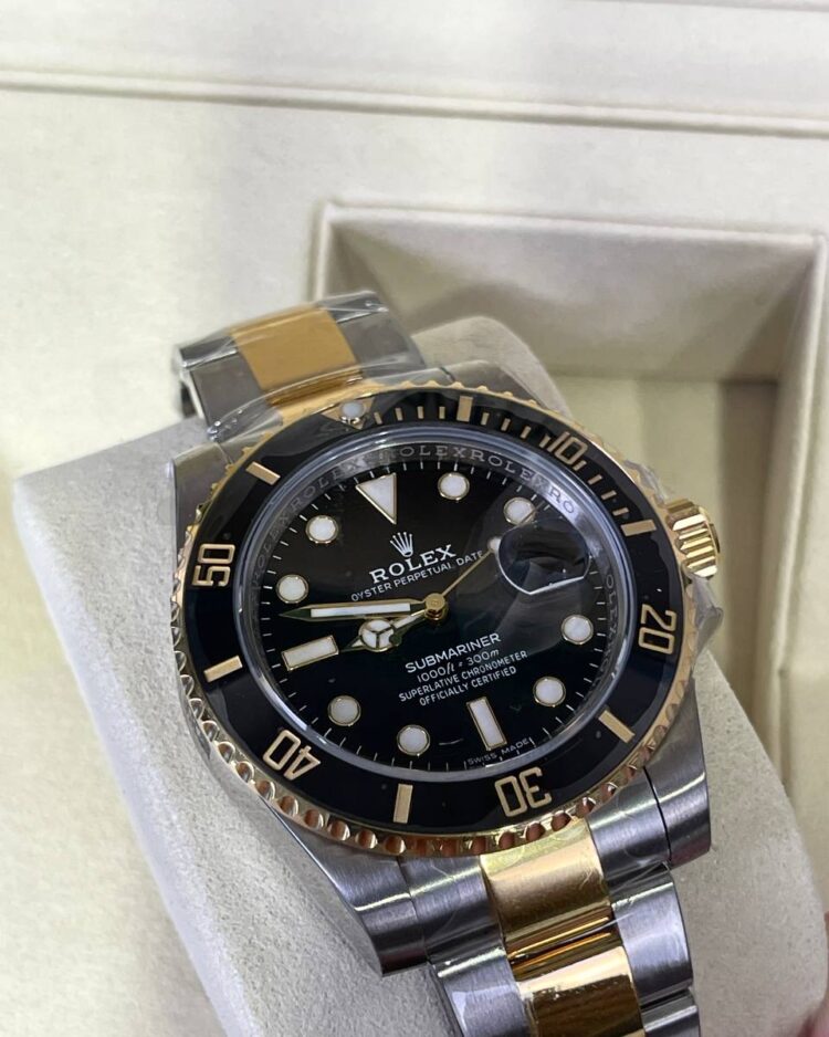 Часы Rolex Submariner Date — фото 9