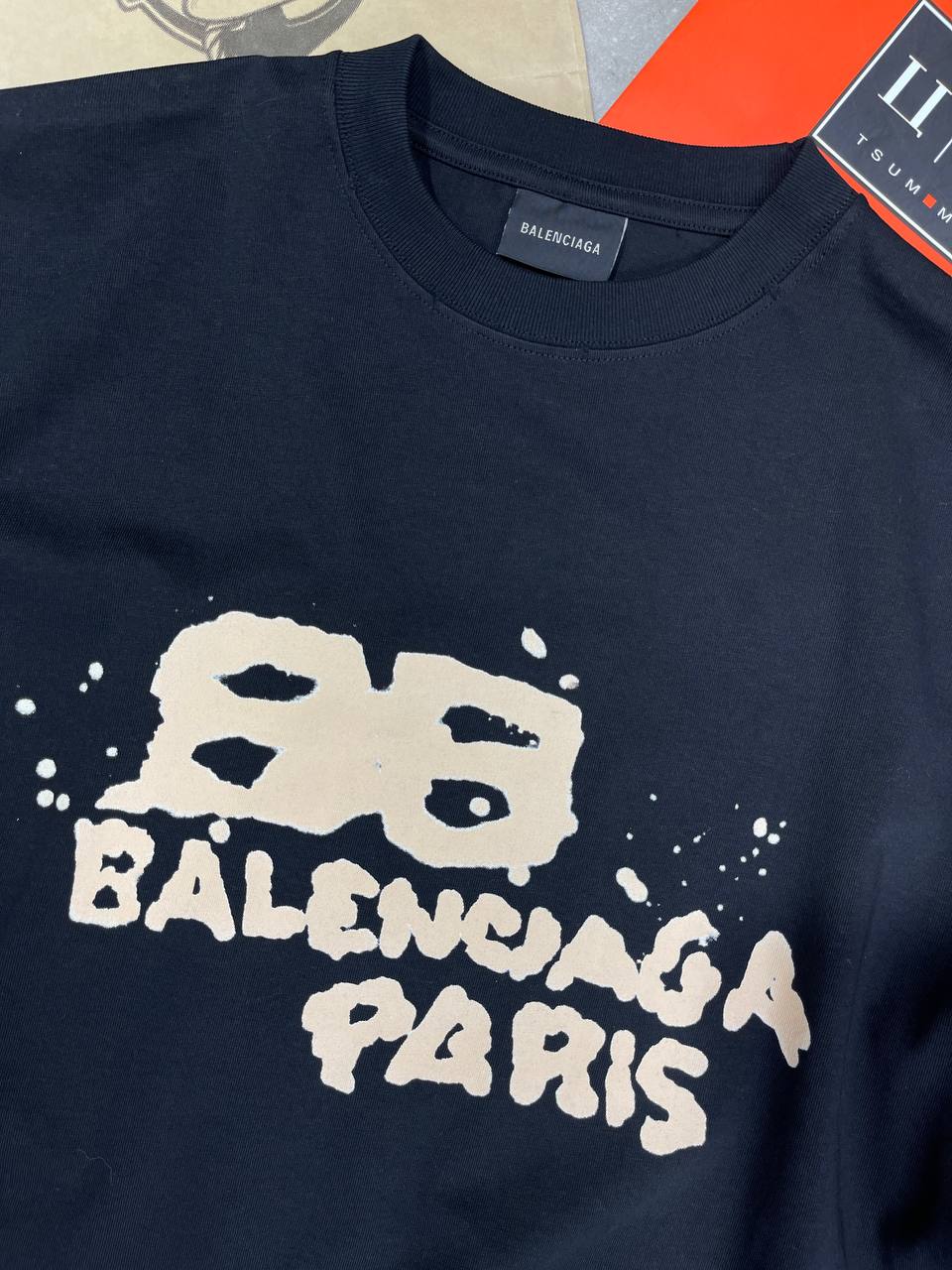 Футболка Balenciaga — фото 7