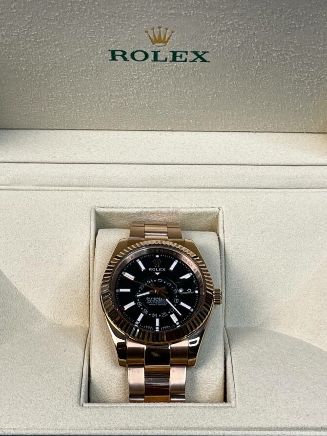 Часы Rolex Sky Dewler — изображение 5