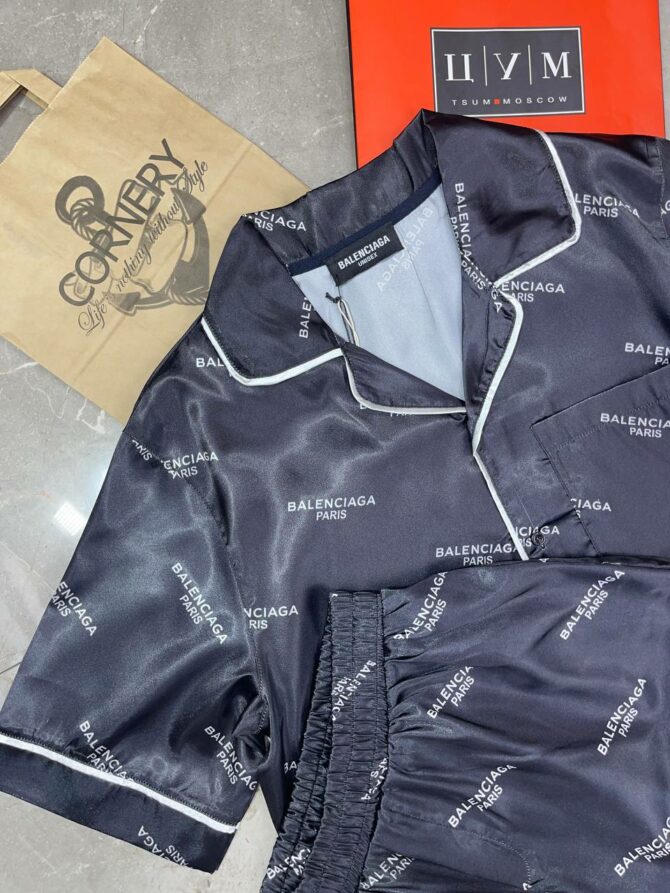 Костюм Balenciaga — изображение 3