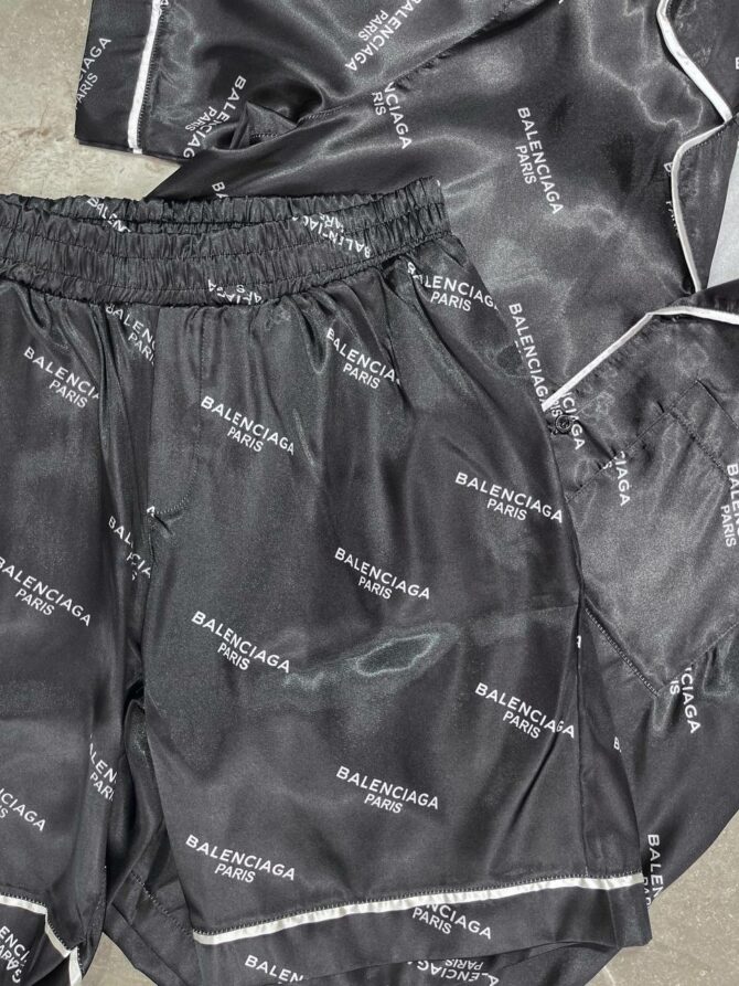 Костюм Balenciaga — изображение 5