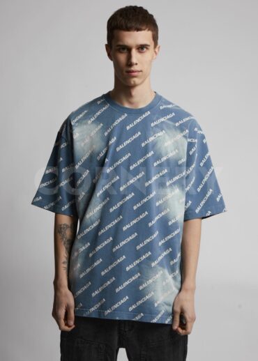 Футболка Balenciaga