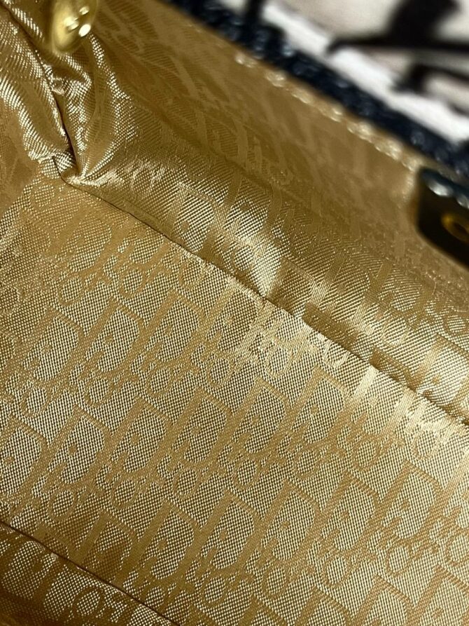 Сумка Dior Book Tote — изображение 7