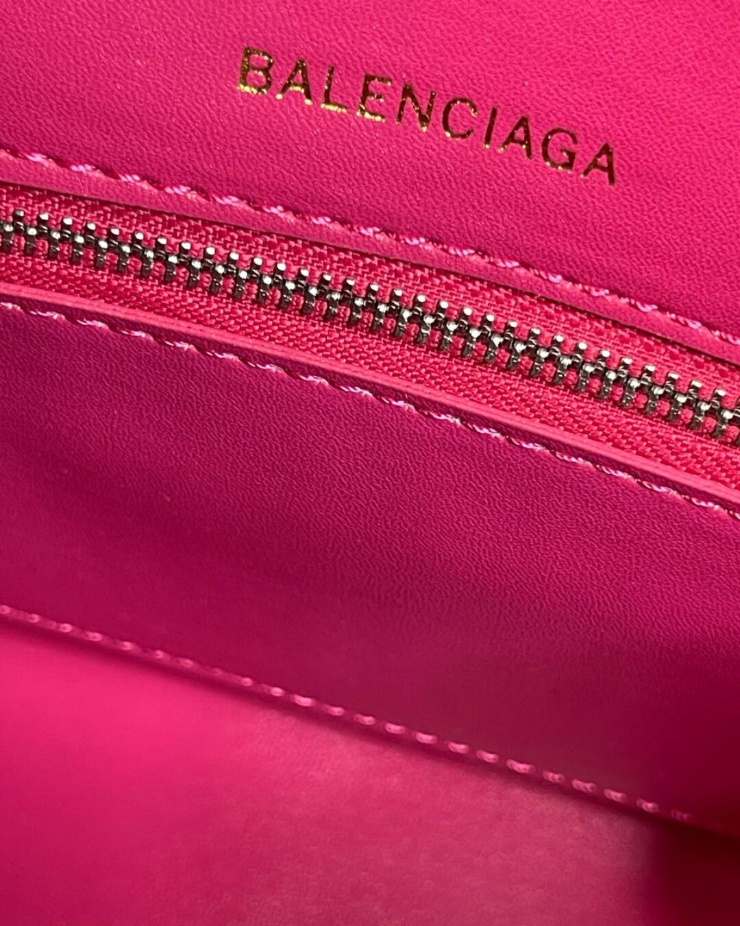 Сумка Balenciaga Hourglass XS — изображение 9