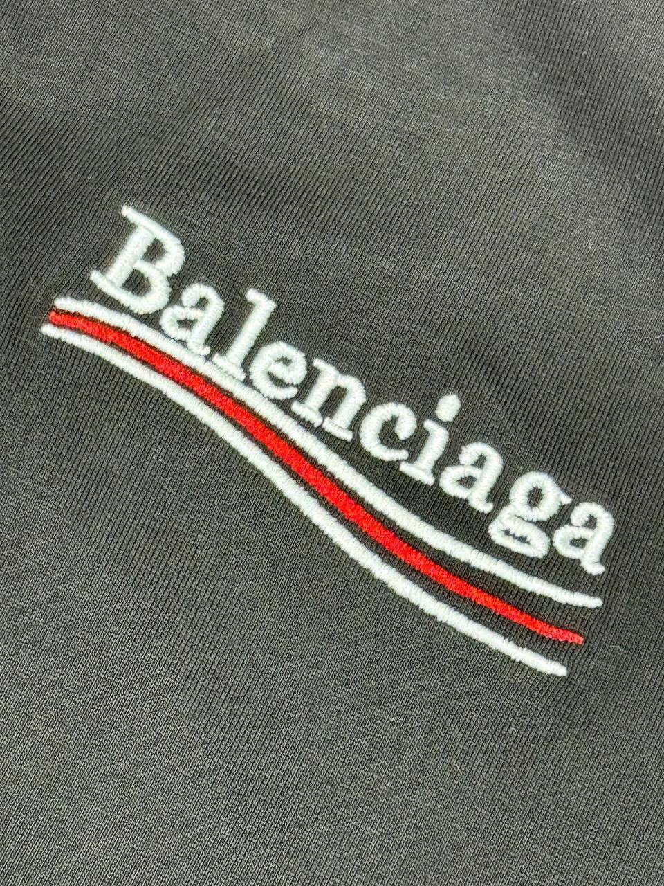 Футболка Balenciaga — фото 8
