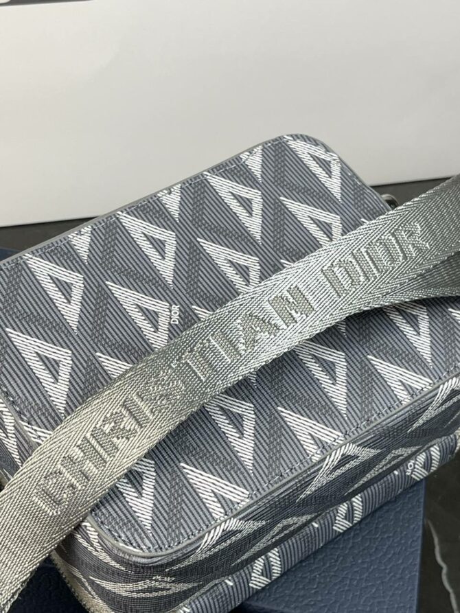 Сумка Dior Safari — изображение 7