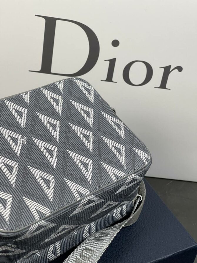 Сумка Dior Safari — изображение 9