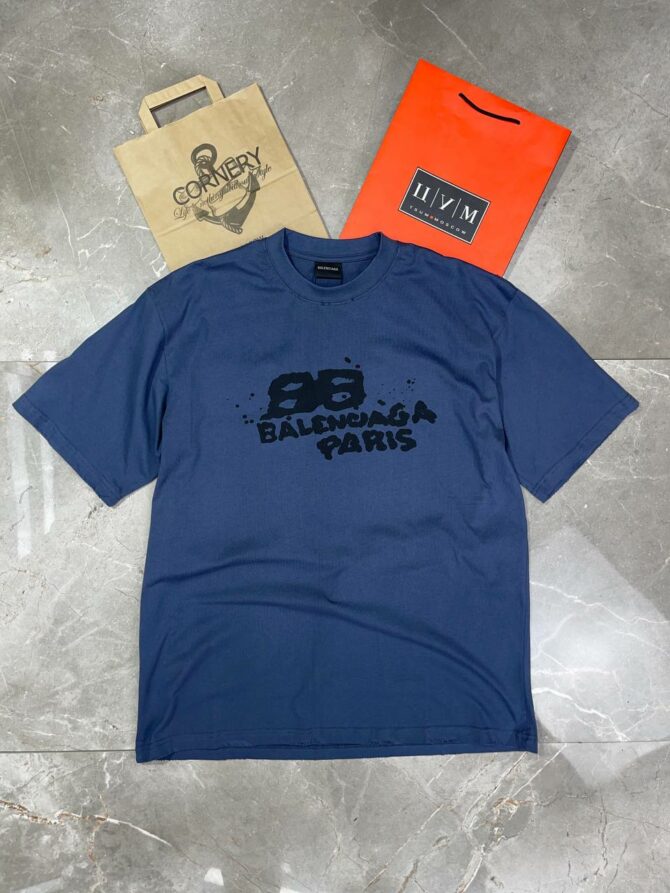 Футболка Balenciaga