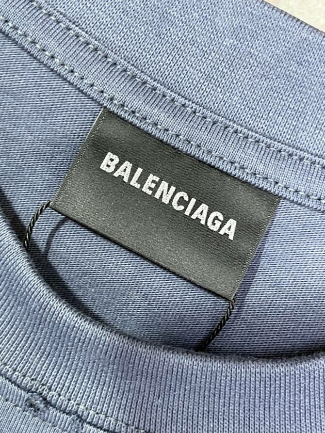 Футболка Balenciaga — изображение 6