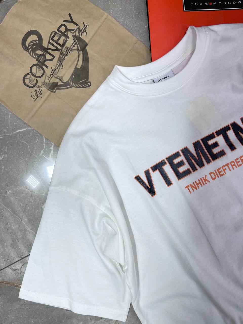 Футболка Vetements Think Dieftrefnly — фото 7