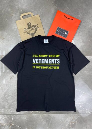 Футболка Vetements Show Me